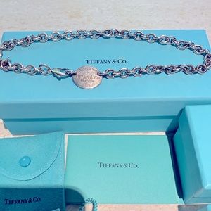 Tiffany & Co.100% selling Authentic SS selling SETS only Necklace & Bracelet❤️
